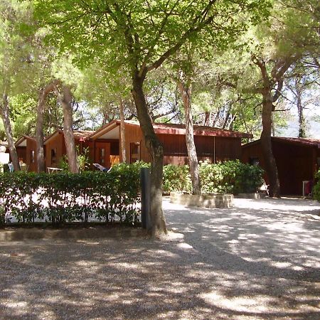 Camping Village Riviera Нумана Екстериор снимка