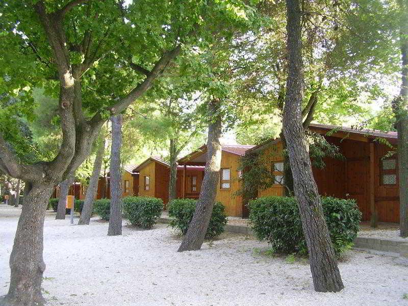 Camping Village Riviera Нумана Екстериор снимка